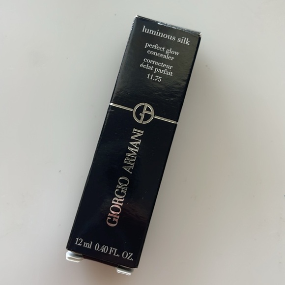 NIB 11.75 Giorgio Armani Perfect Glow Concealer - Picture 7 of 7